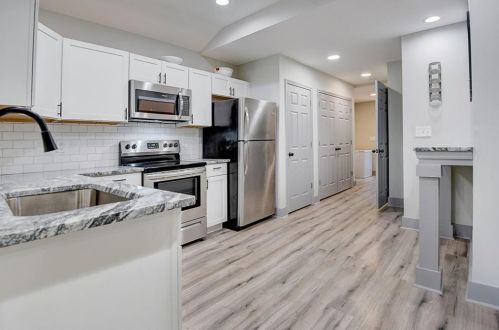 99 Holly Rd, Atlanta GA 30314-2002 exterior