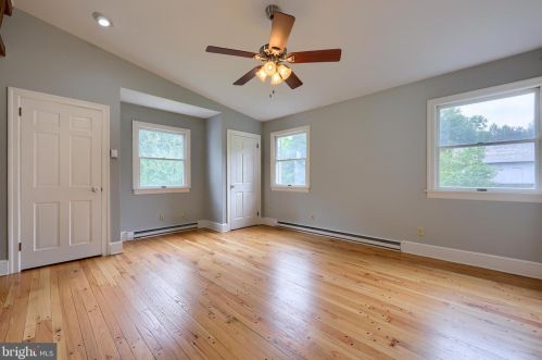 1944 Millersville Rd, Lancaster PA 17603-6153 exterior