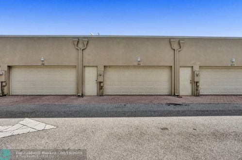 2401 7 St, Boynton Beach FL 33426-8783 exterior