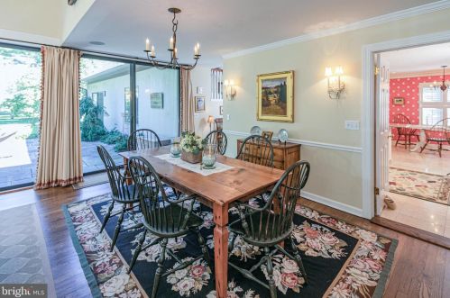 34 Constitution Hl, Princeton NJ 08540-6754 exterior