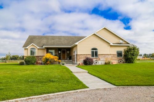 4085 370, Labelle, ID 83442-5587