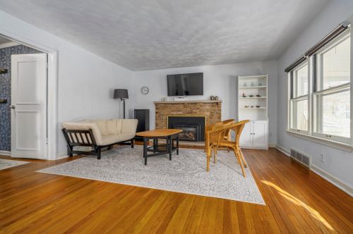 2318 Frederick Ave, Kalamazoo MI  49008-1625 exterior