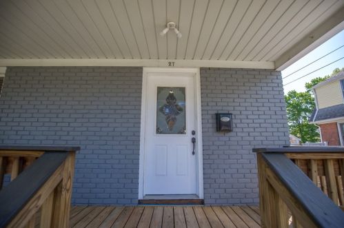 27 Sherbrooke St, Springfield MA  01104-2723 exterior