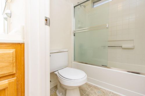 962 Ashford Dr, Turlock CA 95382-0262 exterior