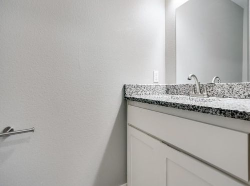 818 Walker St, Denison TX  75021-2634 exterior