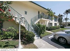 190 Peppermint Ln, Naples, FL 34112-5117