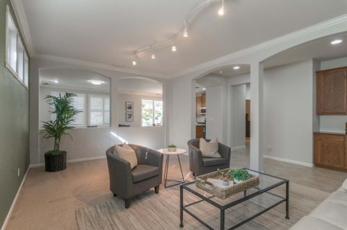 1222 Meredith Way, Folsom CA 95630-7325 exterior