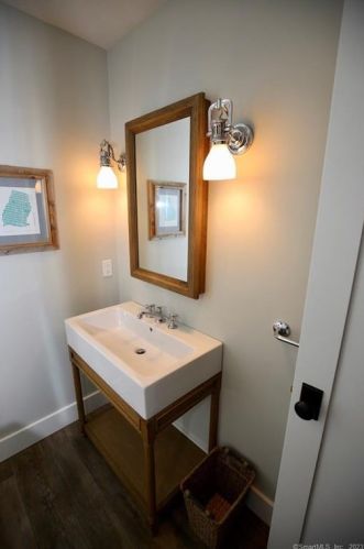 173 Norwalk Rd, Norwalk CT 06850-4410 exterior