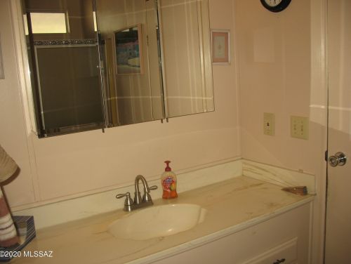 5356 Diamond K St, Tucson AZ 85713-4468 exterior