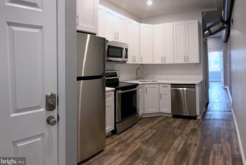 2066 2nd St, Philadelphia PA  19122-0033 exterior