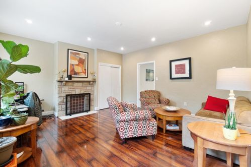 2835 Edwards Way, Pittsburgh, PA 15203-2308