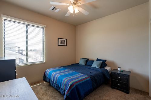 150 Castlefield Cir, Tucson AZ  85704-5783 exterior