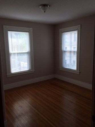 56 Temple St, Springfield MA 01105-1803 exterior