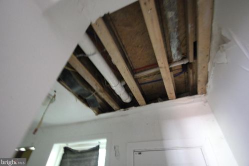 824 49 St, Philadelphia PA 19139-1813 exterior