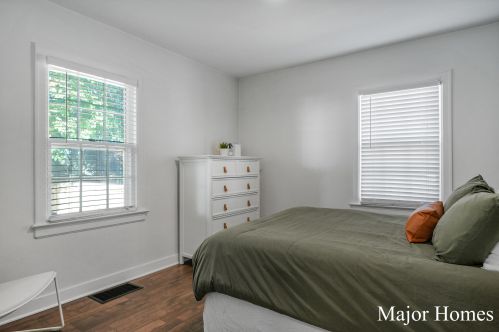 1407 Philadelphia Ave, Grand Rapids MI 49507-2234 exterior