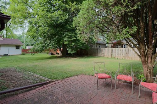 1008 105th St, Milwaukee WI 53227-1210 exterior