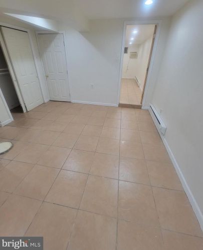 1248 Magee Ave, Philadelphia PA  19111-4942 exterior