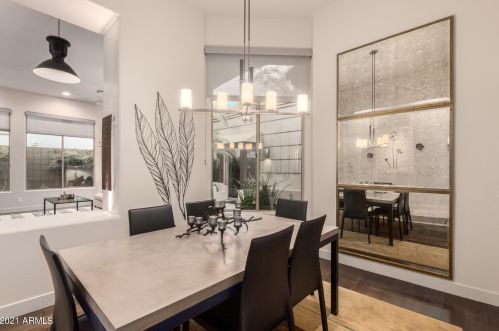 6508 25th Way, Phoenix AZ  85016-8934 exterior