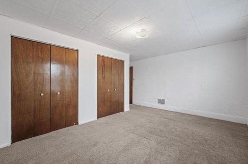 106 Carrick Ave, Pittsburgh PA  15210-4324 exterior