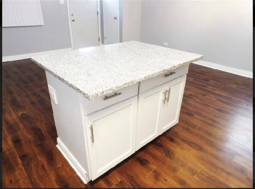 9845 Cottage Grove Ave, Chicago IL exterior