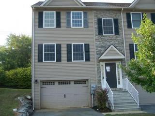 116 Gentlemens Way, Lancaster, PA 17603-5690