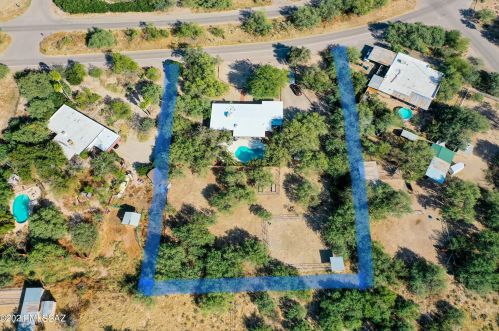 2825 Conestoga Ave, Tucson, AZ 85749-8277