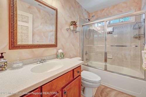 17 Monticello Ct, Morganville NJ 07751-4162 exterior