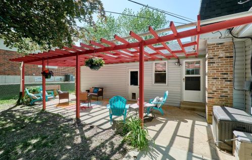 13115 Oldfarm Dr, Saint Louis MO 63146-4358 exterior