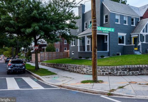 5200 New Hampshire Ave, Washington DC 20011-7920 exterior