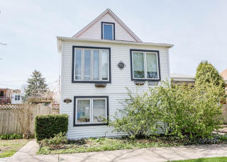 4612 Kelso Ave, Chicago, IL 60630-4325