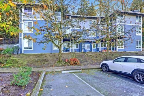 3918 243rd Pl, Bothell WA  98021-7901 exterior