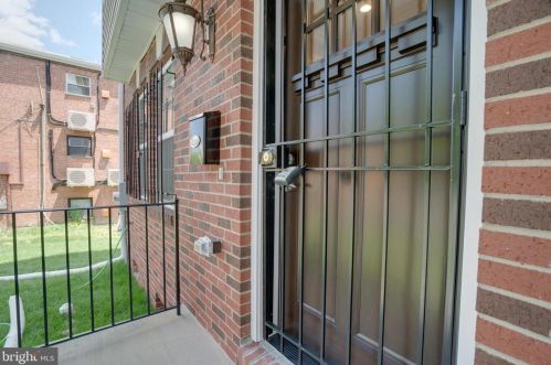 4923 A St, Washington DC  20019-1140 exterior