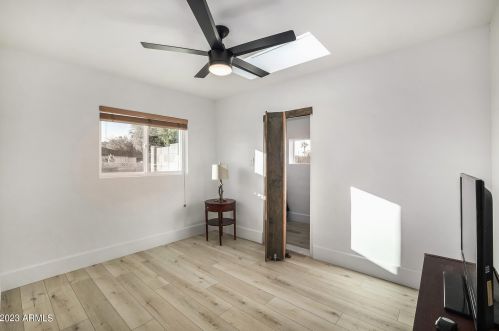 724 Cactus Wren Dr, Phoenix AZ  85021-8626 exterior