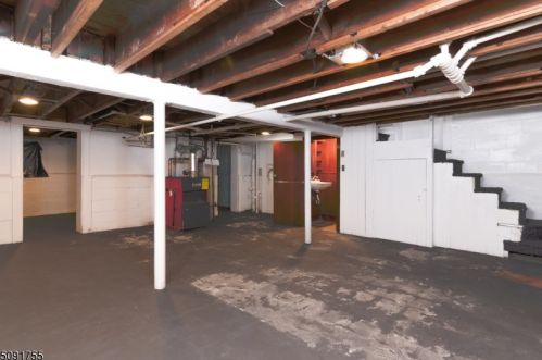 112 Woodside Rd, Maplewood NJ  07040-1951 exterior