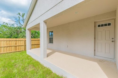 3210 21st Ave, Tampa FL 33605-2302 exterior