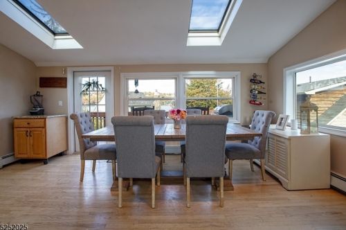 172 Shore Trl, Sparta NJ  07871-2107 exterior