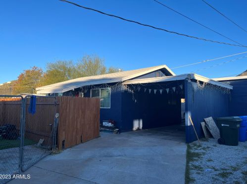 216 Carol Ave, Phoenix AZ  85020-2024 exterior