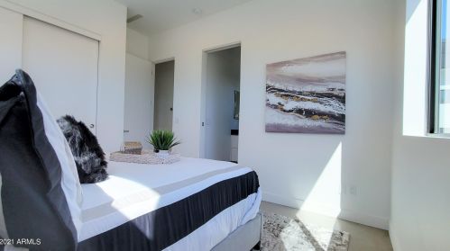 4214 41 St, Phoenix AZ 85032-6711 exterior