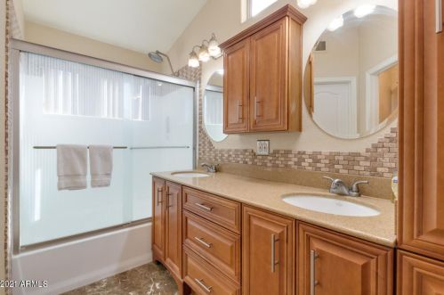 5191 Glenview Pl, Chandler AZ 85226-8607 exterior