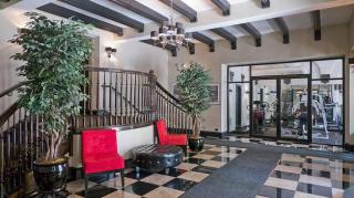 426 Surf St, Chicago IL  60657-6106 exterior