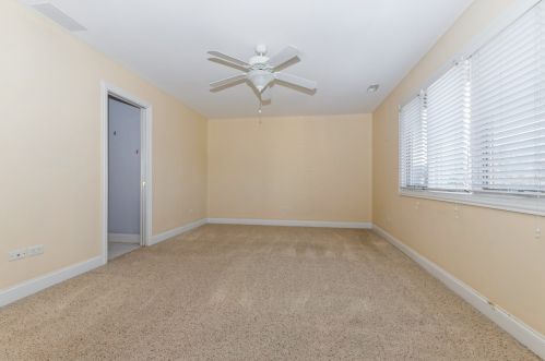 426 Shadow Crk Dr, Palos Heights IL 60463-2912 exterior