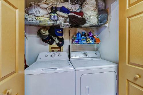 3230 27 Ave, Naples FL 34117-7141 exterior