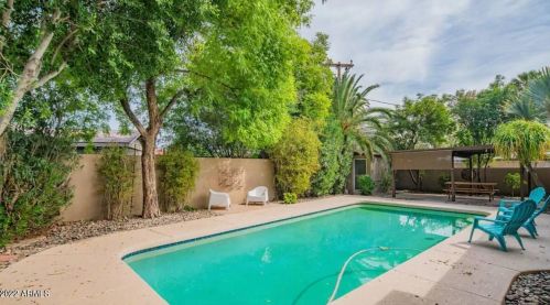 2805 13th Ave, Phoenix AZ 85007-4138 exterior