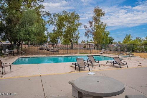 18811 19th Ave, Phoenix AZ  85027-5285 exterior