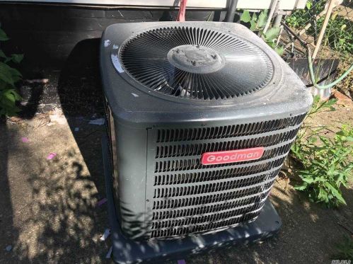 352 10th Ave, Mount Vernon NY 10550-4303 exterior