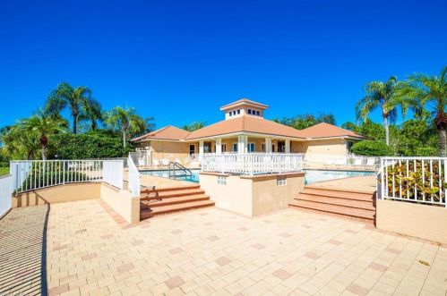 8413 Holw Brk Cir, Naples FL 34119-9724 exterior