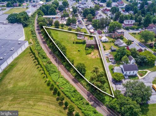 720 Elizabeth St, Lancaster PA  17603-2218 exterior