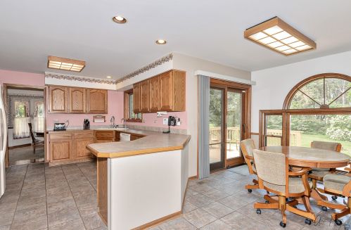 5109 Mccauley Rd, Bull Valley IL 60098-9506 exterior