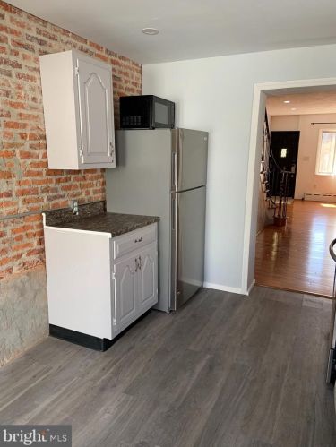 1147 Daly St, Philadelphia PA  19148-3018 exterior