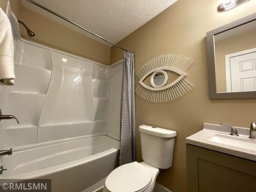 3473 Cloman Way, South Saint Paul MN 55076-1648 exterior